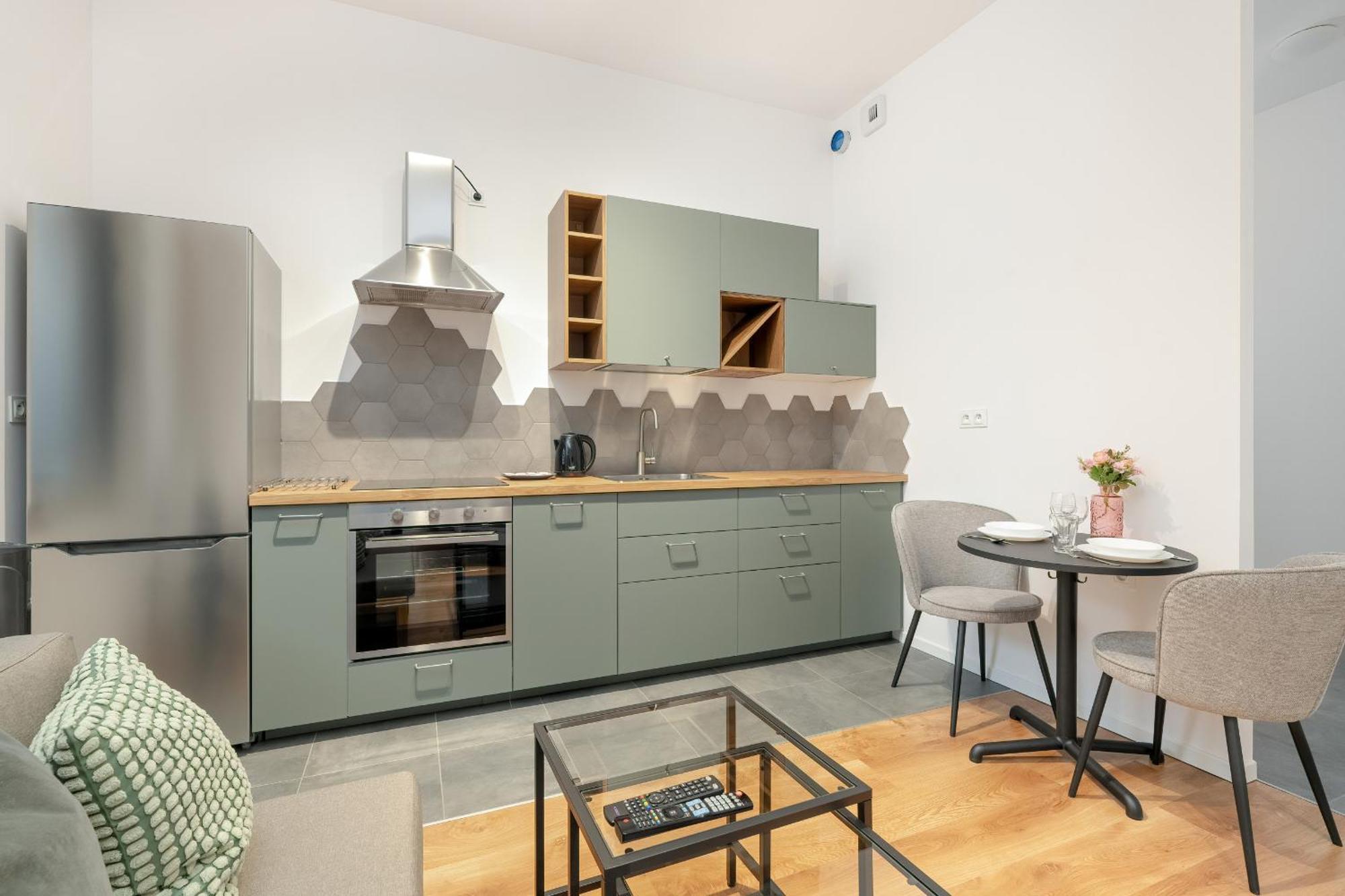 Cozy Studio With Balcony And Free Garage By Noclegi Renters Poznań Esterno foto