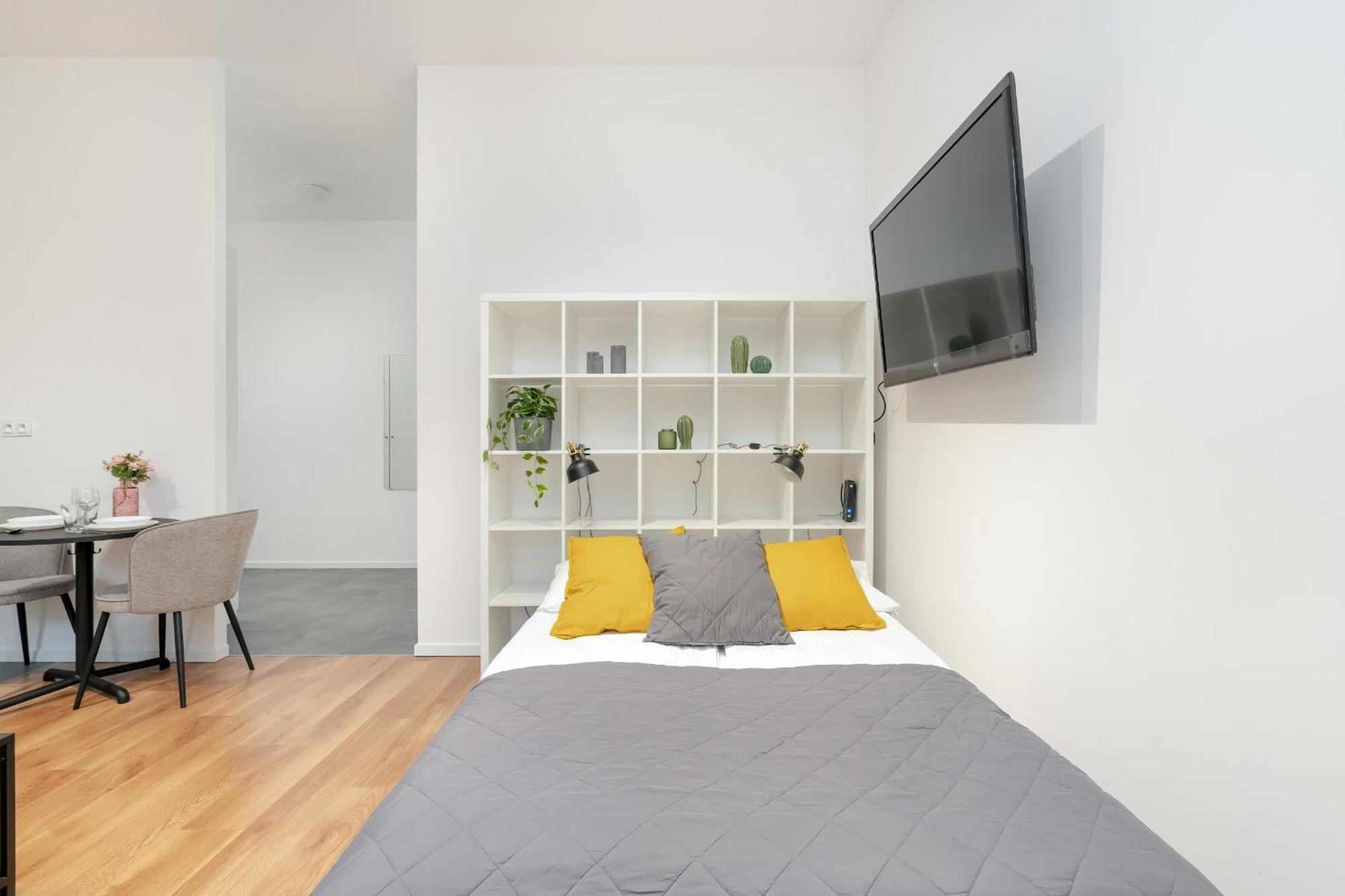 Cozy Studio With Balcony And Free Garage By Noclegi Renters Poznań Esterno foto